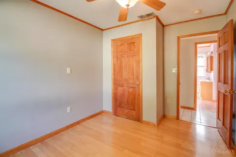 8719 Killarney Ct, Cincinnati, OH 45236 photo 16