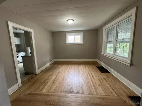 2404 Nova Ave, Cincinnati, OH 45238 photo 4