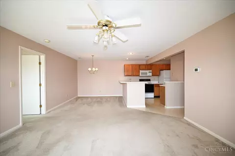11565 Regency Square Ct #5, Cincinnati, OH 45231 photo 5