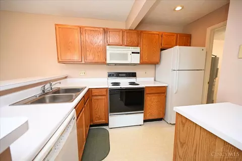 11565 Regency Square Ct #5, Cincinnati, OH 45231 photo 6