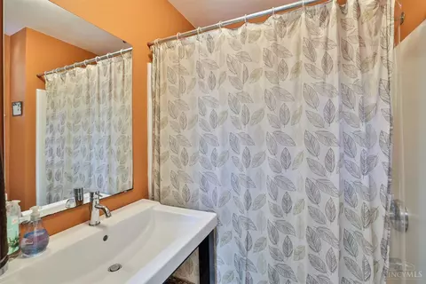 459 Warner St, Cincinnati, OH 45219 photo 25