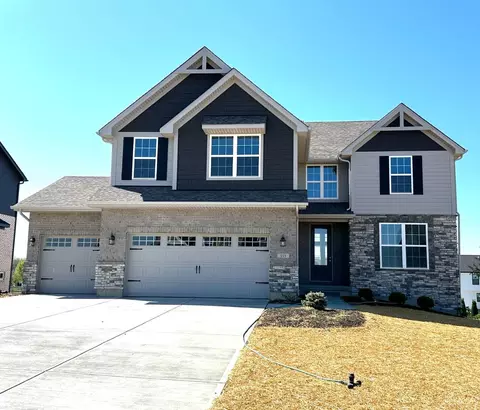 915 Morgan Dr, Monroe, OH 45050 photo 2