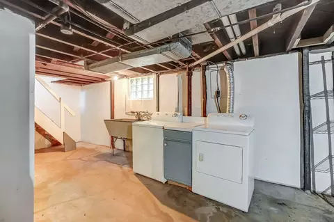 2396 Galbraith, Cincinnati, OH 45237 photo 22