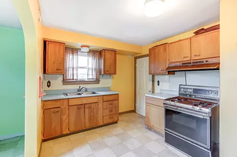 2396 Galbraith, Cincinnati, OH 45237 photo 7