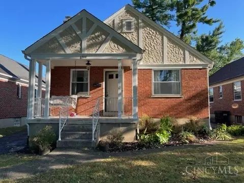 6974 Cambridge Ave, Mariemont, OH 45227
