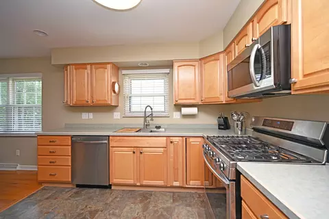 3972 Kemper, Cincinnati, OH 45241 photo 15
