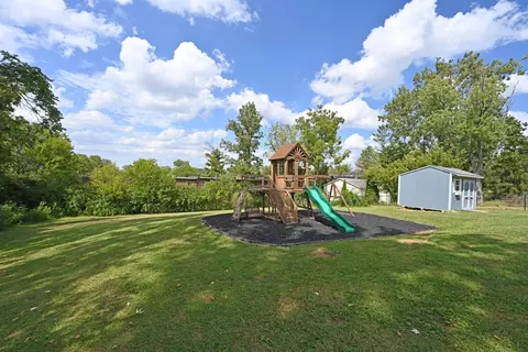 3972 Kemper, Cincinnati, OH 45241 photo 39