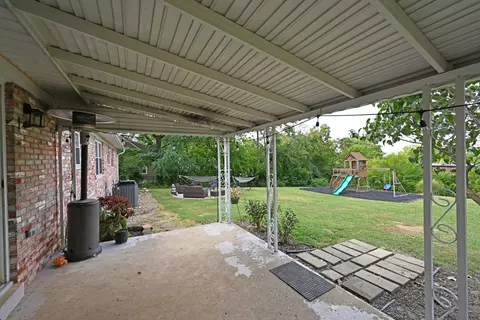 3972 Kemper, Cincinnati, OH 45241 photo 34