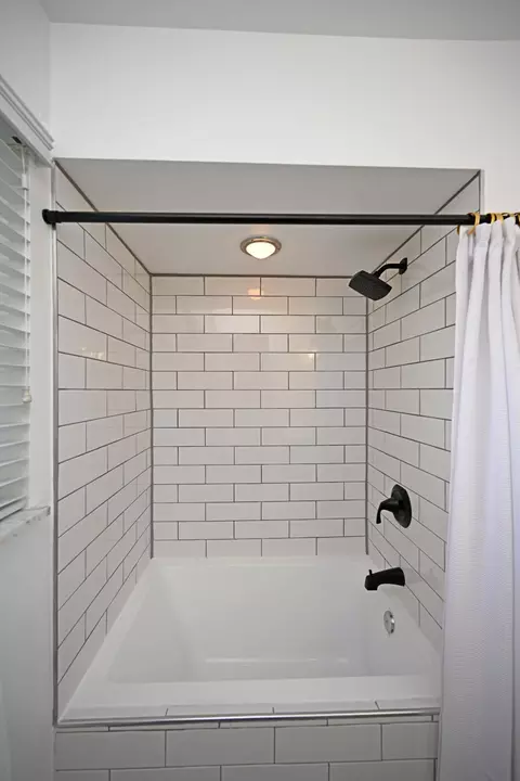 3972 Kemper, Cincinnati, OH 45241 photo 23