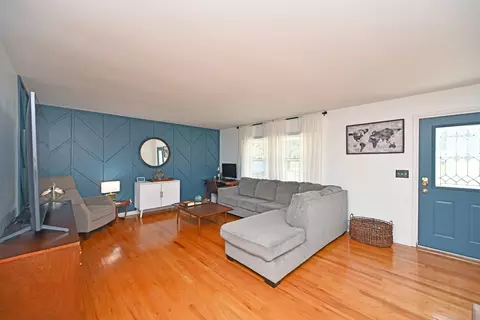 3972 Kemper, Cincinnati, OH 45241 photo 7