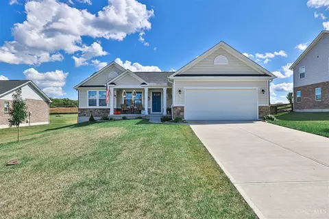 626 Babbling Brooke Dr, Monroe, OH 45050