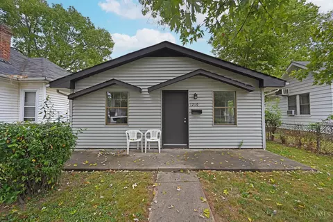 1219 Grove St, Middletown, OH 45044