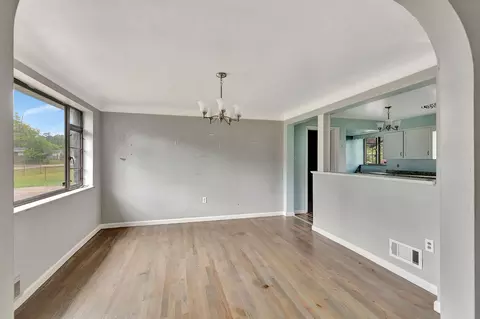 4478 Hall, Cincinnati, OH 45244 photo 24
