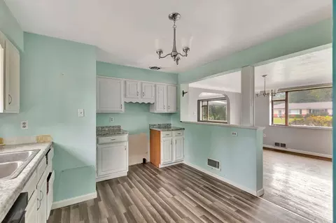 4478 Hall, Cincinnati, OH 45244 photo 33