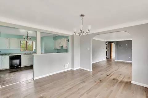 4478 Hall, Cincinnati, OH 45244 photo 27