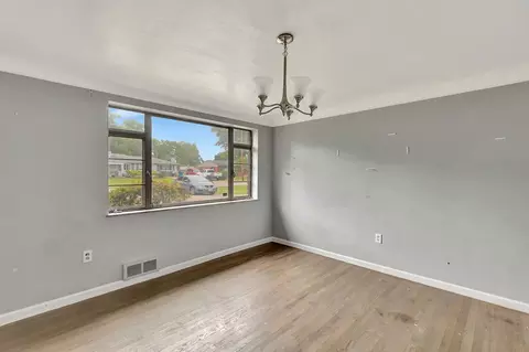 4478 Hall, Cincinnati, OH 45244 photo 25
