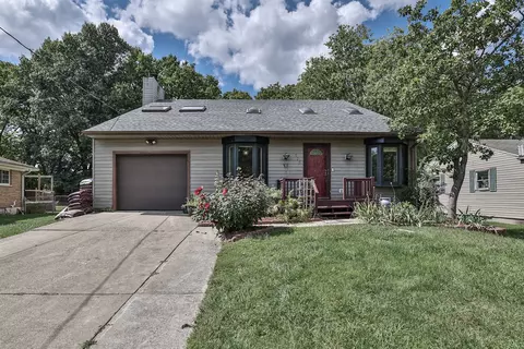 575 Observatory, Cincinnati, OH 45246