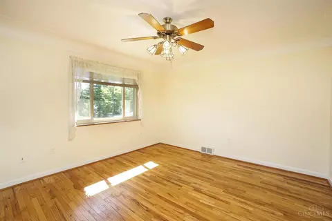 9719 Leacrest, Cincinnati, OH 45215 photo 15