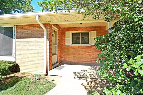9719 Leacrest, Cincinnati, OH 45215 photo 3