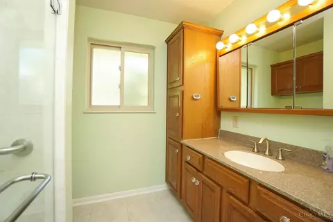 9719 Leacrest, Cincinnati, OH 45215 photo 21