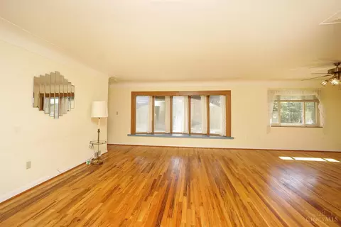 9719 Leacrest, Cincinnati, OH 45215 photo 13