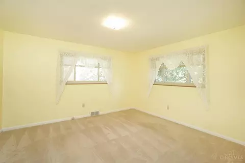 9719 Leacrest, Cincinnati, OH 45215 photo 17