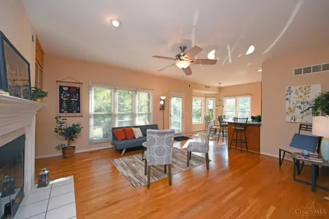 4853 Forest Mdws, Cincinnati, OH 45244 photo 10