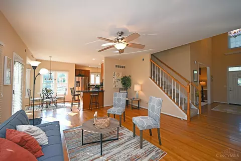 4853 Forest Mdws, Cincinnati, OH 45244 photo 12