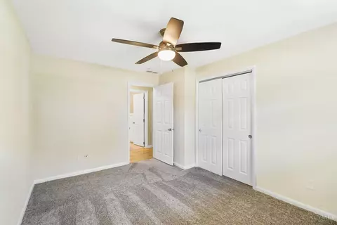 892 Hawthorne Dr, Cincinnati, OH 45245 photo 10