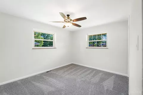 892 Hawthorne Dr, Cincinnati, OH 45245 photo 7