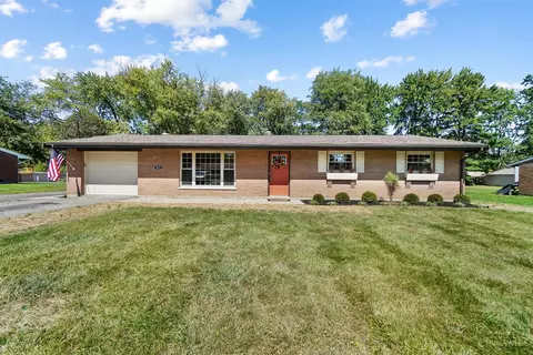 892 Hawthorne Dr, Cincinnati, OH 45245