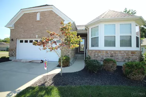1751 Calm Stream Ln, Hamilton Township, OH 45039