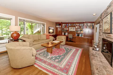 8 Walsh, Cincinnati, OH 45208 photo 35