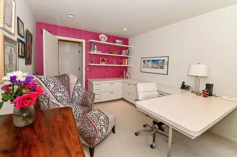 8 Walsh, Cincinnati, OH 45208 photo 26