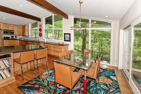 8 Walsh, Cincinnati, OH 45208 photo 22