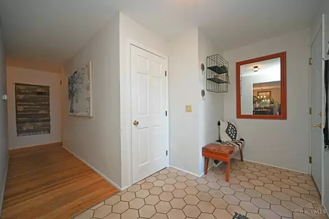 10728 Stargate Ln, Cincinnati, OH 45240 photo 6