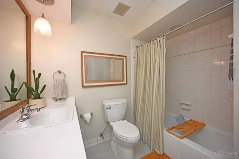 10728 Stargate Ln, Cincinnati, OH 45240 photo 32