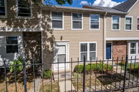2028 Stratford Ct, Loveland, OH 45140