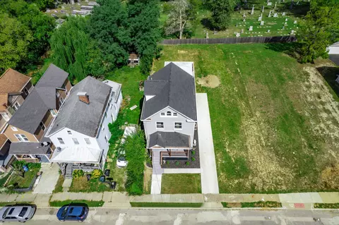 1824 Huron, Cincinnati, OH 45207 photo 14