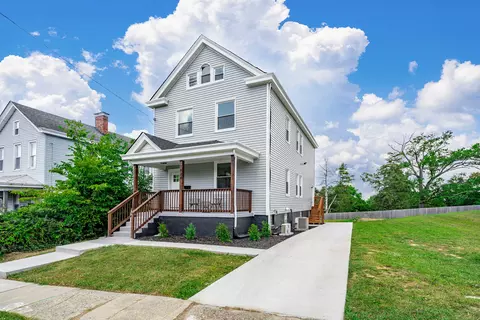 1824 Huron, Cincinnati, OH 45207