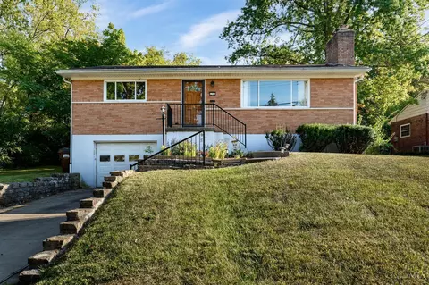 1731 Adams Rd, Mount Healthy, OH 45231