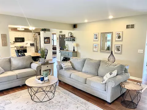 2565 Devils Backbone Rd, Cincinnati, OH 45233 photo 9
