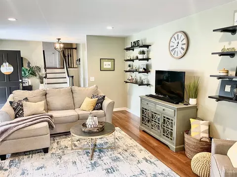 2565 Devils Backbone Rd, Cincinnati, OH 45233 photo 4