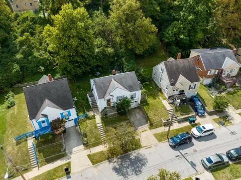 1726 Ashbrook Dr, Cincinnati, OH 45238 photo 7