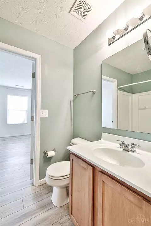 4154 Gensen Loop, Cincinnati, OH 45245 photo 18