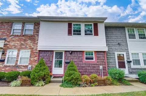 3397 Amberway Ct, Colerain Twp, OH 45251
