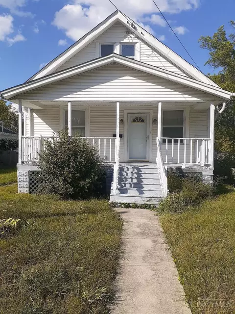 4566 Lamont Ave, Cincinnati, OH 45242