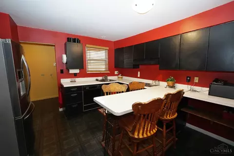 499 Wellesley, Cincinnati, OH 45224 photo 8