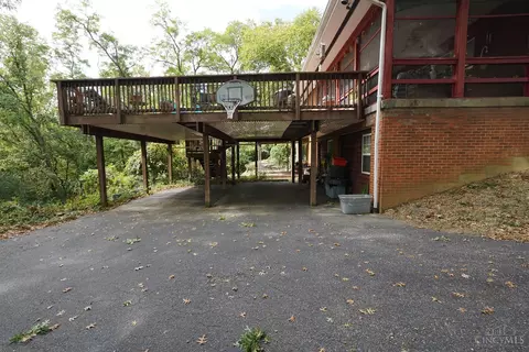 499 Wellesley, Cincinnati, OH 45224 photo 39