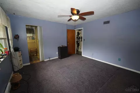 499 Wellesley, Cincinnati, OH 45224 photo 18